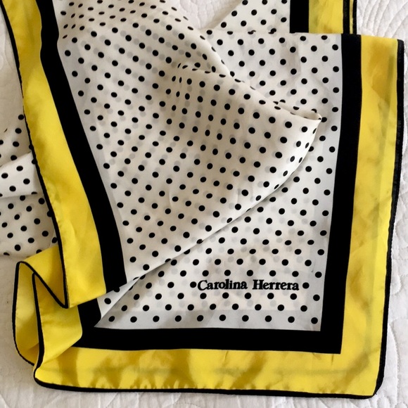 Carolina Herrera Accessories - Carolina Herrera Scarf Vintage Accessories 35x35